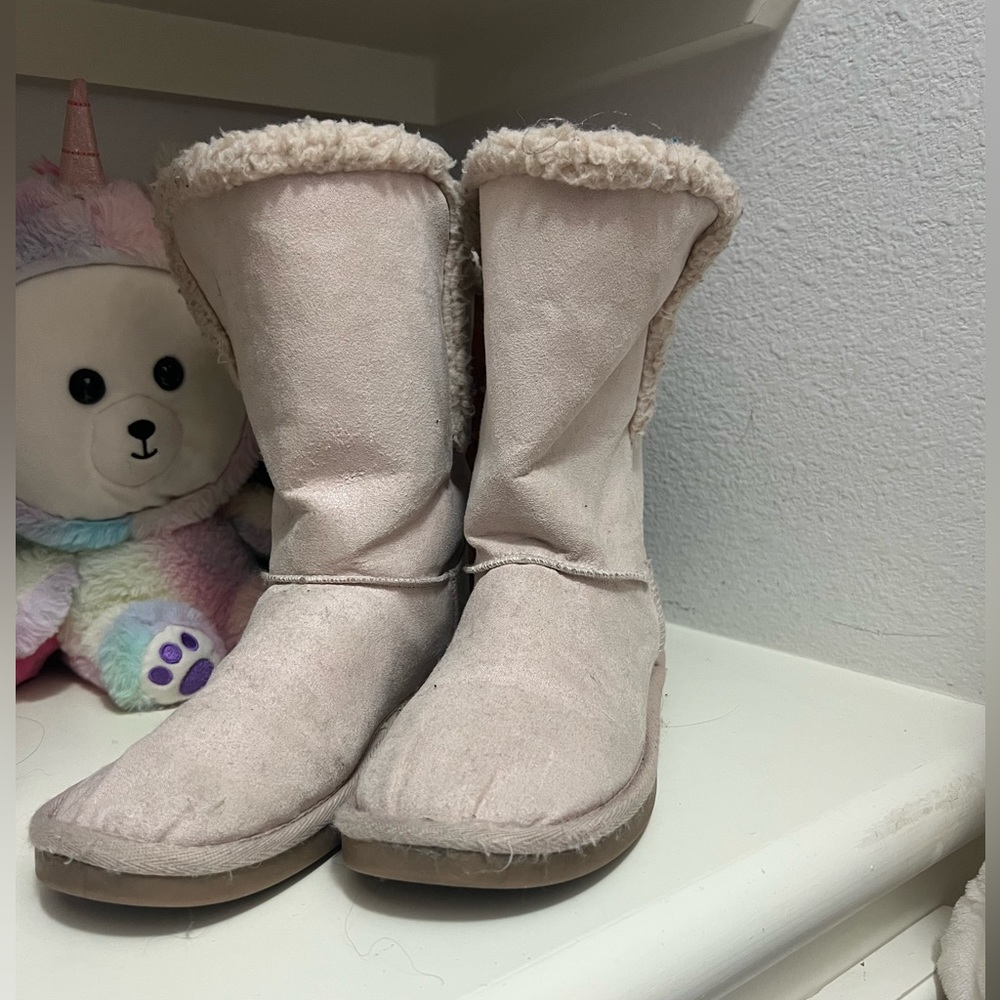Light pink boots
